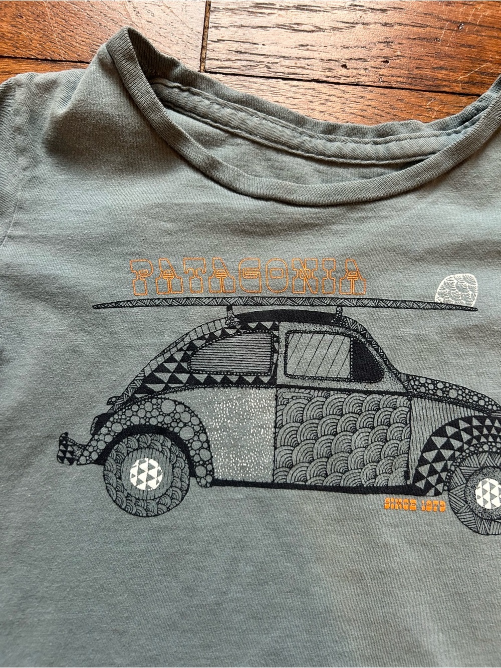 Patagonia Blue Kids Short Sleeve Tee with Car Graphic - Picture 2 of 3